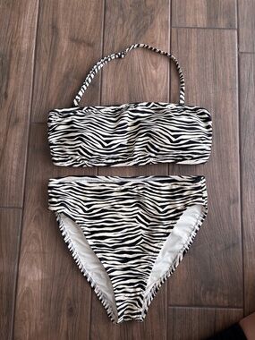 Zebra Print Convertible Bandeau Bikini Set - Black & White